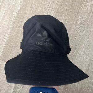 ADIDAS Mens Original Black Bucket Hat Golf Fishing Outdoors Hiking Black S/M